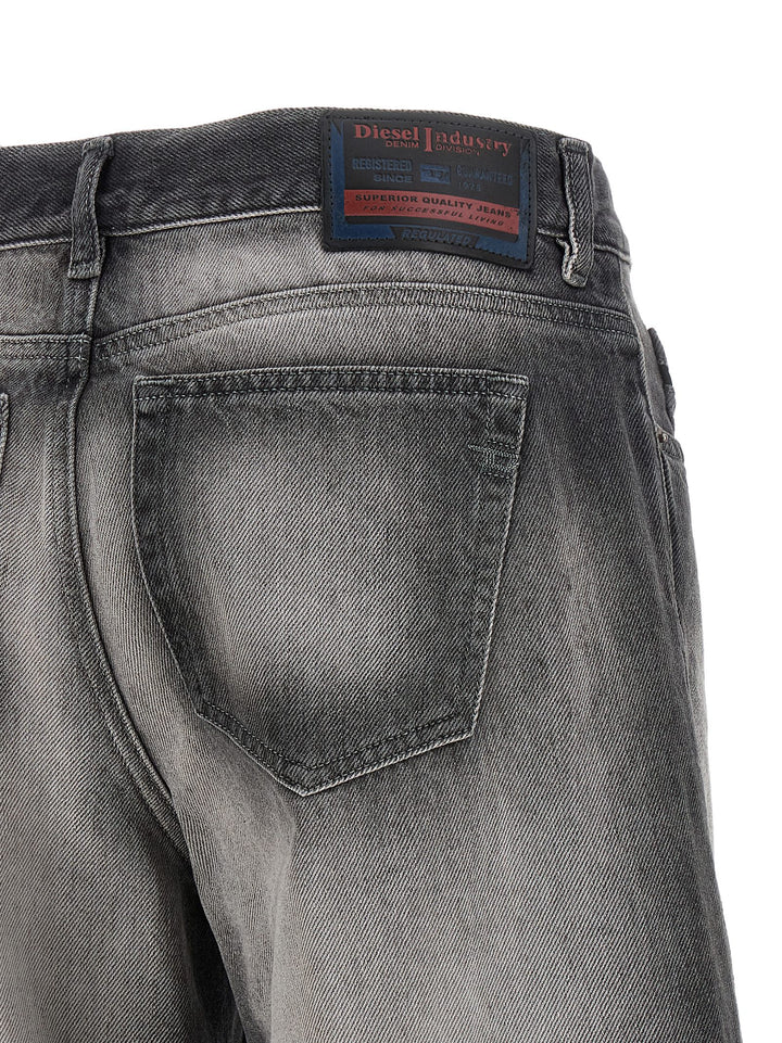 Diesel 1978 D-Akemi-Fsi Jeans - Gray | f7b5c1eaeb52287a26957b7603bcc5f8b30366be