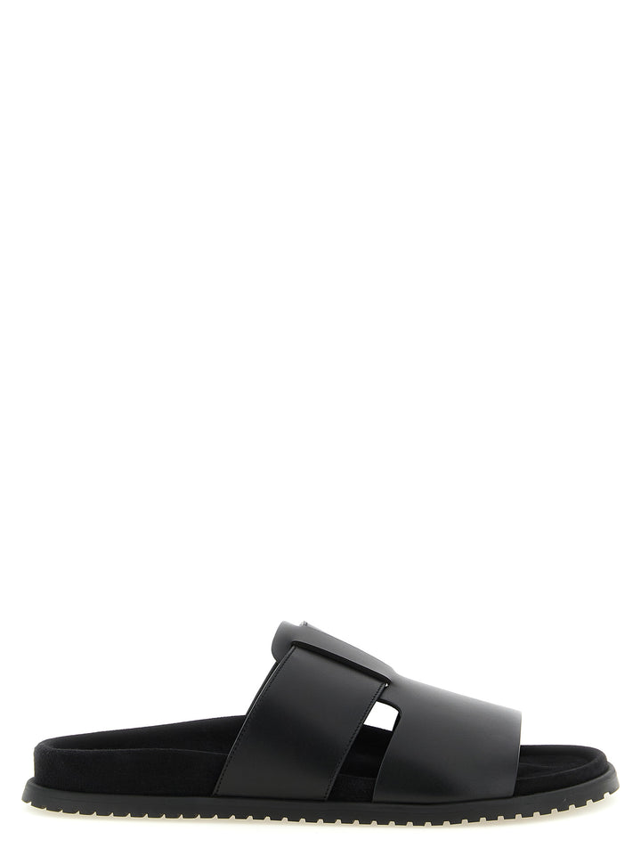 Dolce & Gabbana Dg Casual Sandals - Black | fbc43f8ca7934e0b95a0bcce680a71443c20b05b