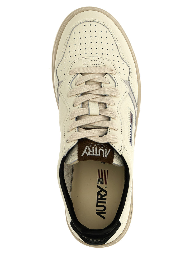 Medalist Low Sneakers White/Black