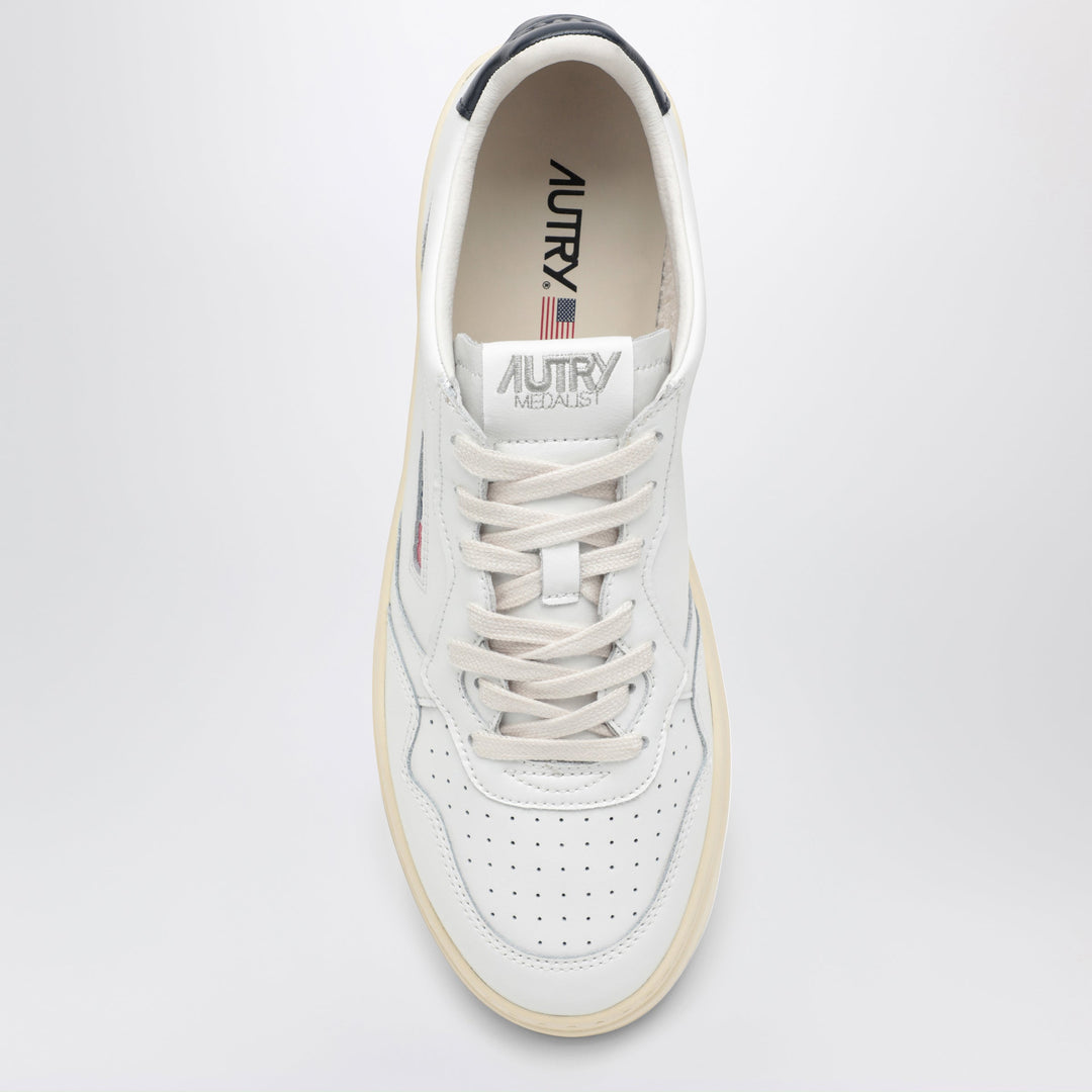Autry Shoes - White | f49c499b83cca2f9a397710c7454bbc261e20fc3
