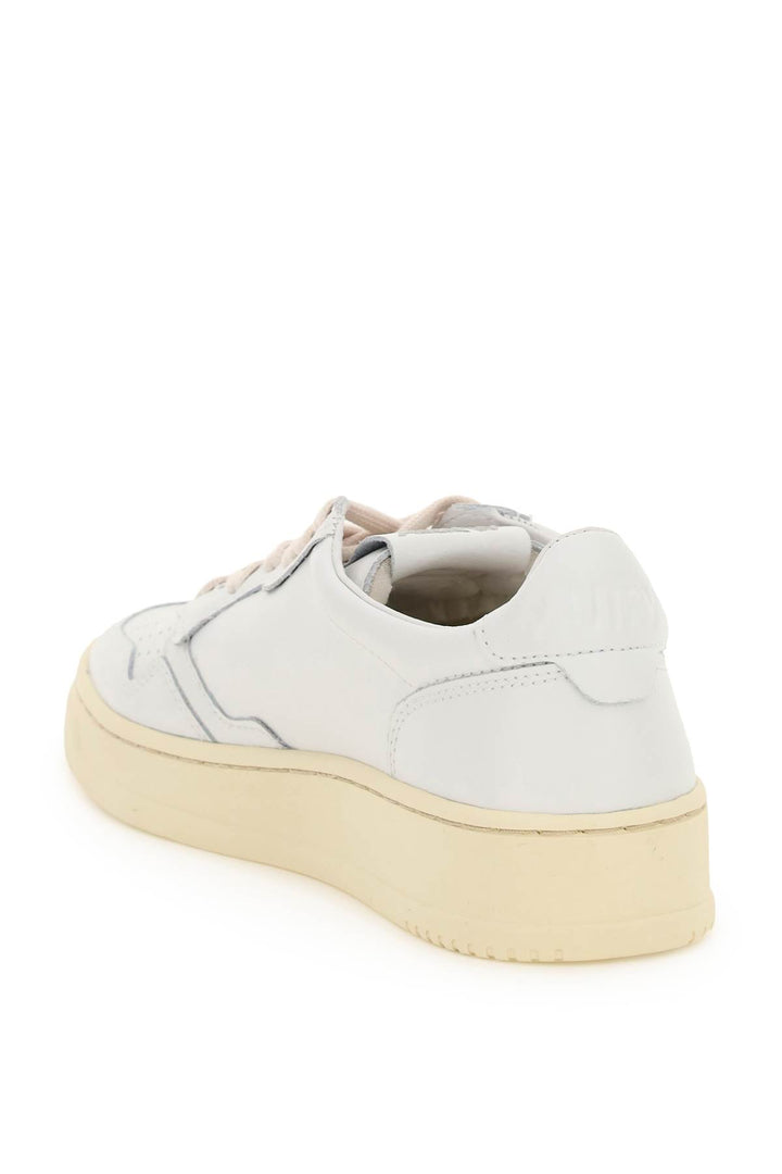 Medalist Low Sneakers