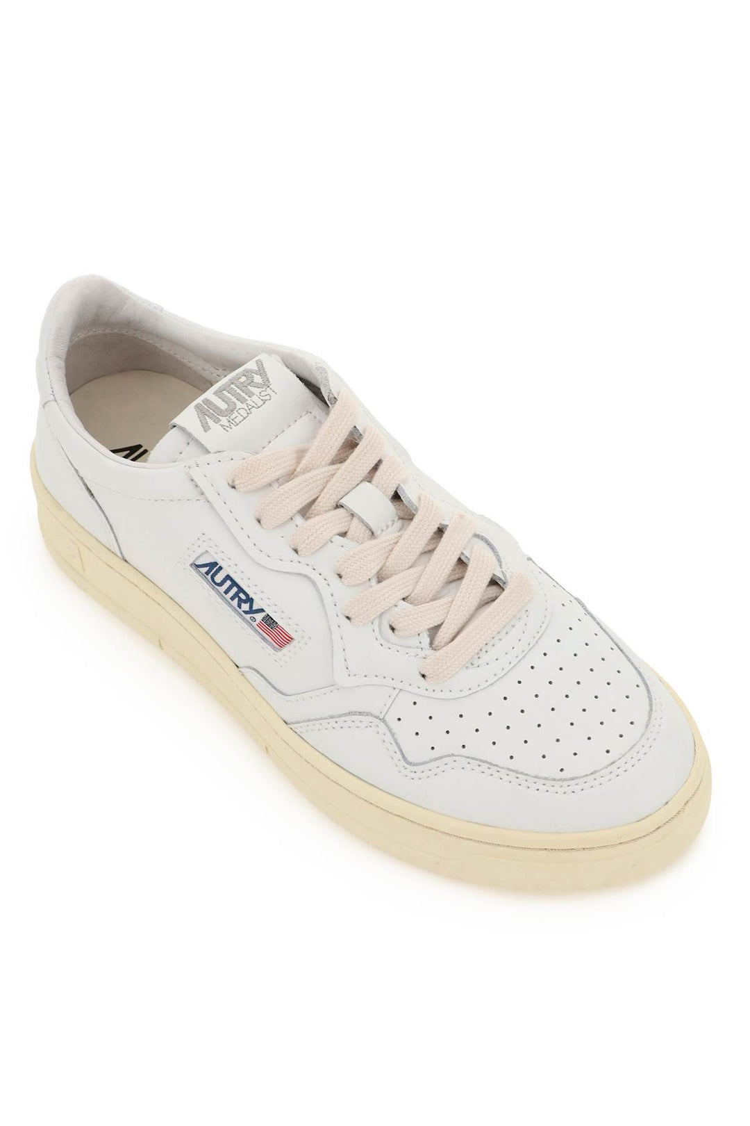 Medalist Low Sneakers