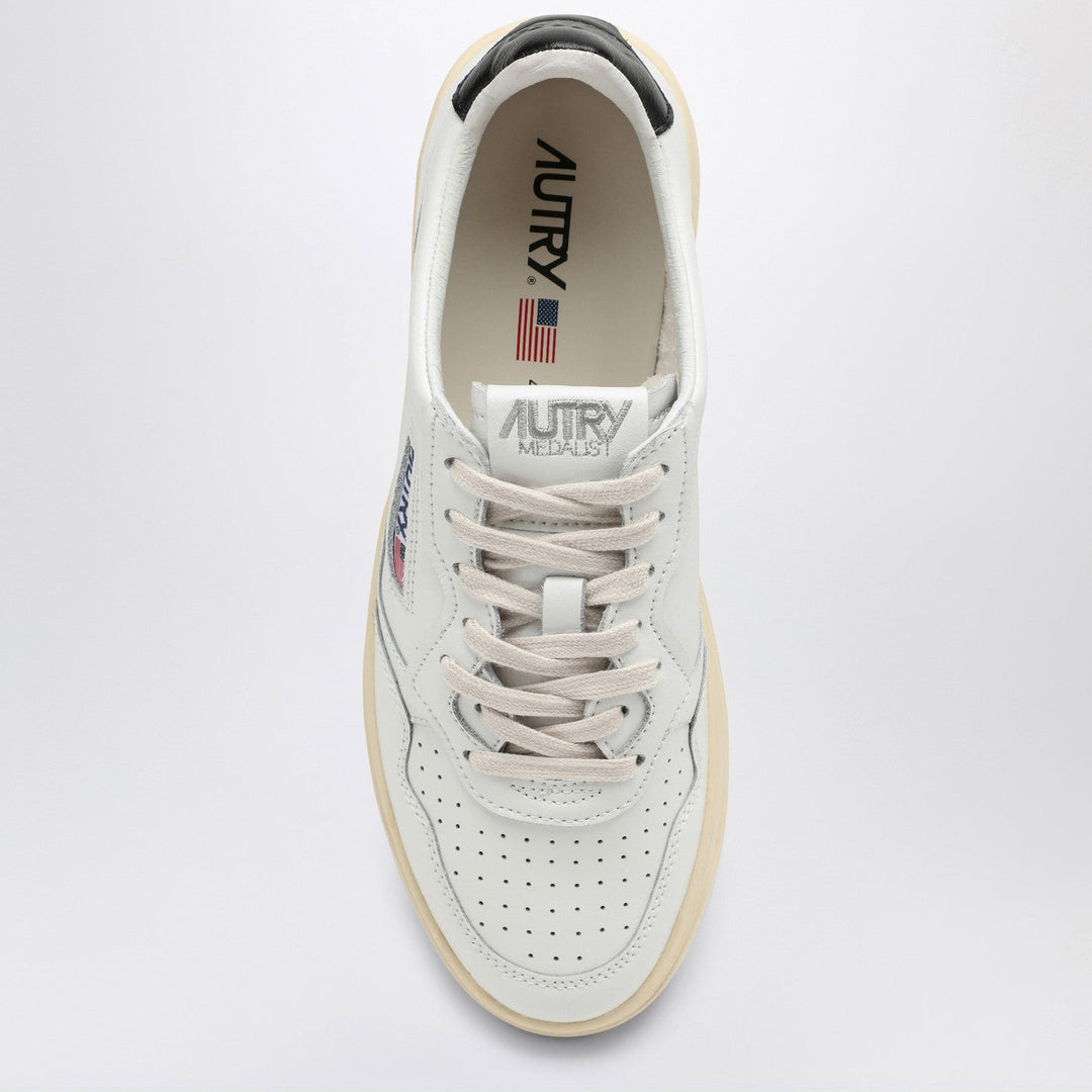 Autry Apparel & Accessories - White | d971b96da2bfc154188a8b930825f0ec5d2196db