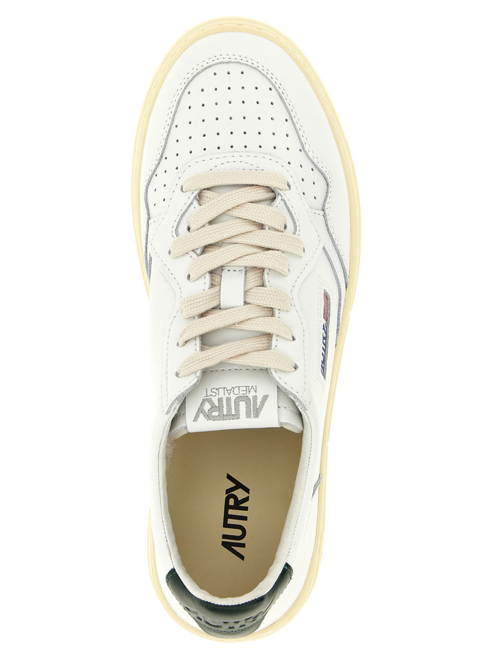 Autry Medalist Low Sneakers - Green | c9dfaa83c940acb12f62bede07d81dd79ecbb003