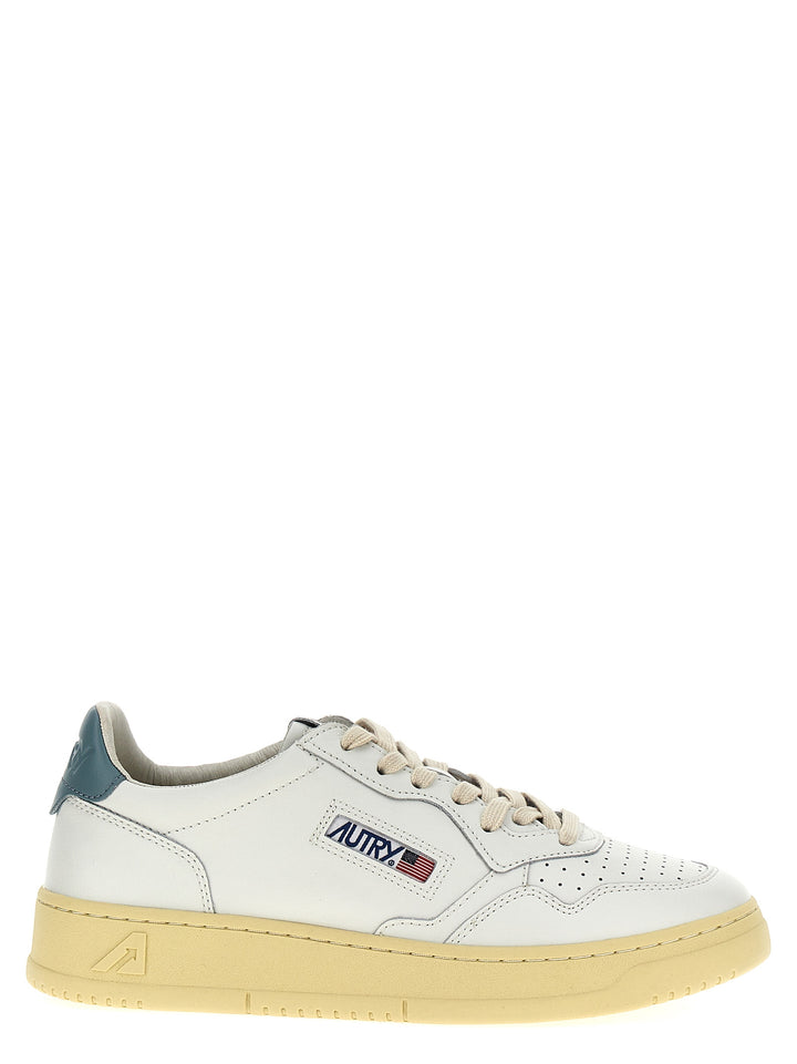 Medalist Low Sneakers Light Blue