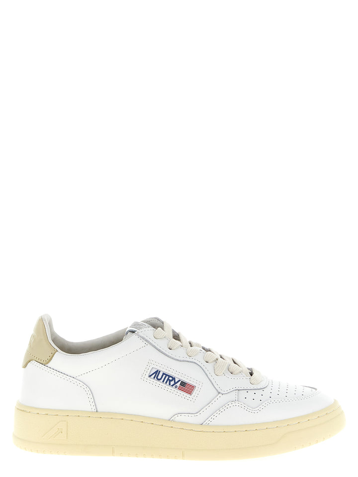 Autry Medalist Low Sneakers - Beige | cb3302f0f346d51442ca4bf2c6fbb70ac86e17fb