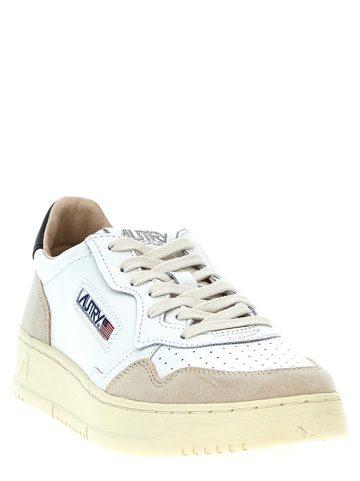 Medalist Low Sneakers White/Black