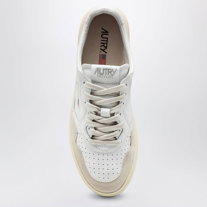 Autry Shoes - White | 7b68a0e0f915d66e624c7851724971d93e189213