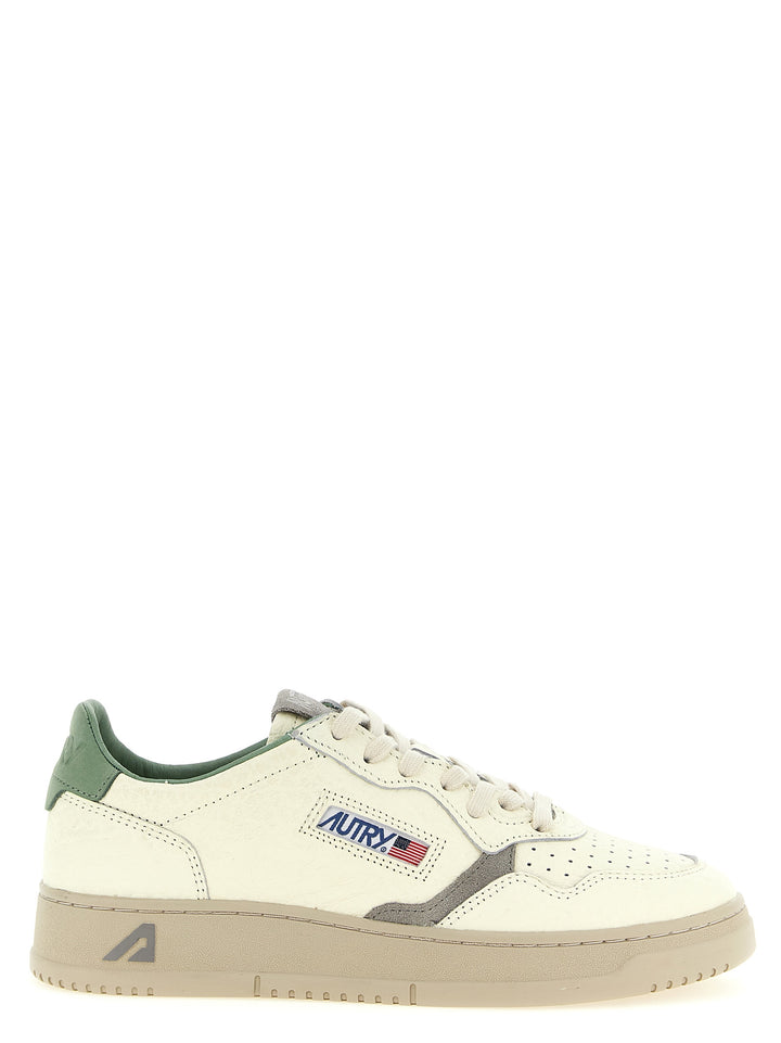 Autry Medalist Low Sneakers - Green | bde6ee23b87d82578f943b557e10d999900dda27