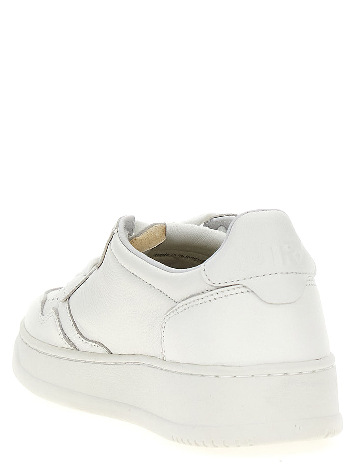 Medalist Low Sneakers White