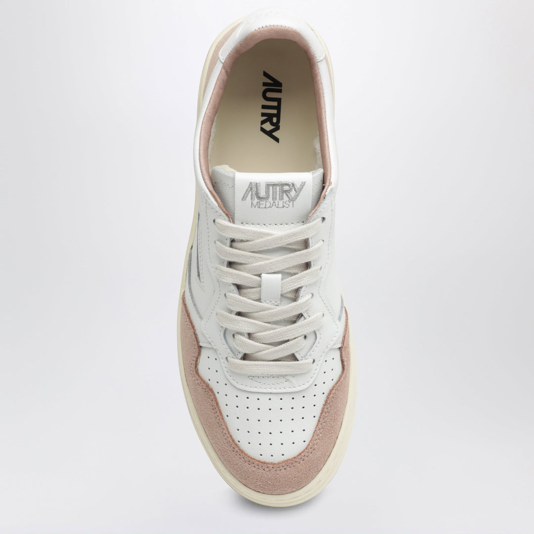 Autry Shoes - White | 63ccaa54a8c3f5c2c4b8d6f1bfcb7253295ee892