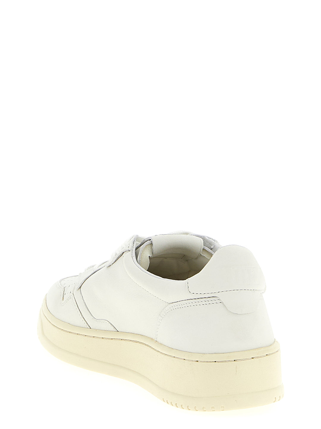 Autry Medalist Low Sneakers - White | 154501a1c715eac0c1acba298a3a5785e24fbc1b