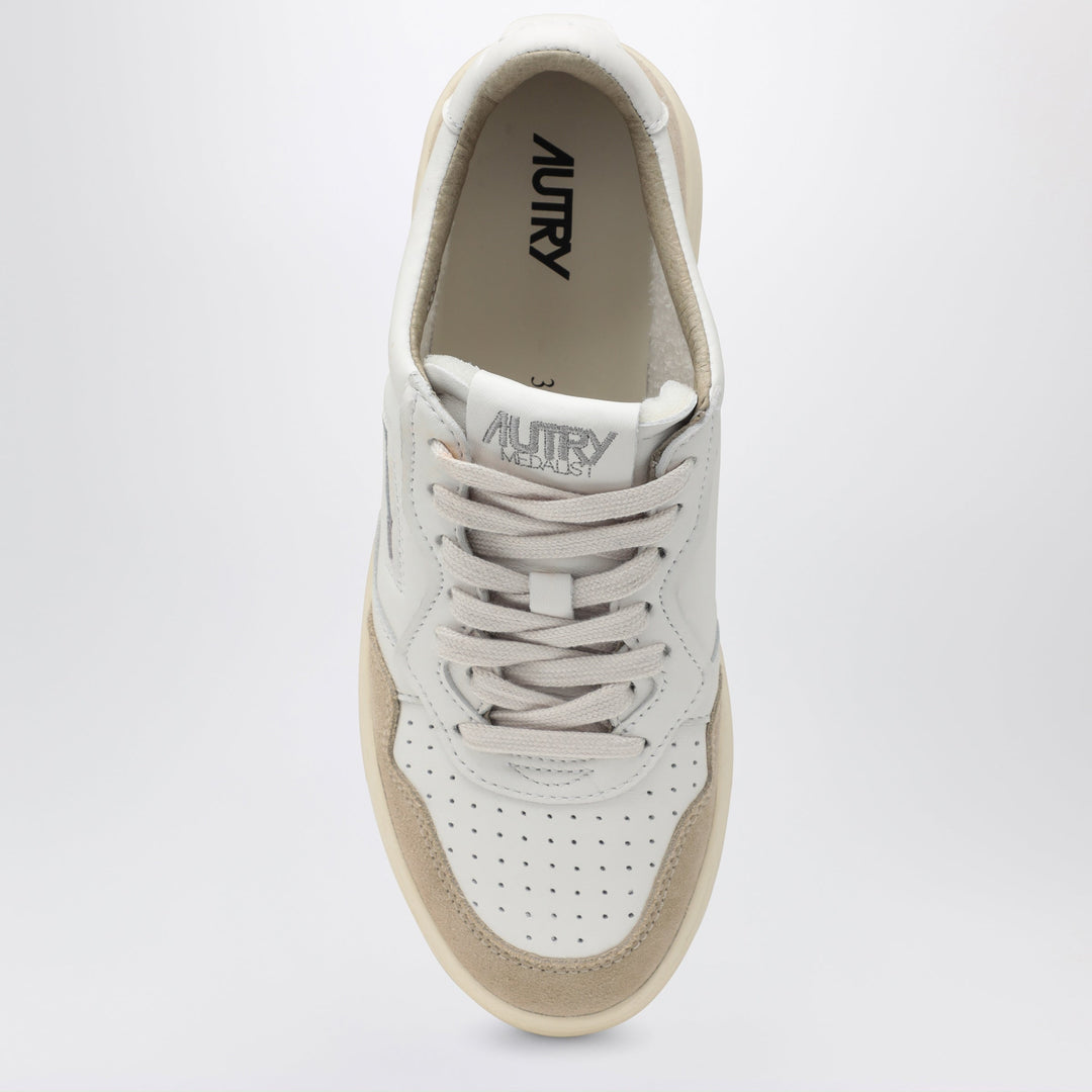 Autry Shoes - White | 34a3d3ba568efebc48462d169a32213c74ecc737