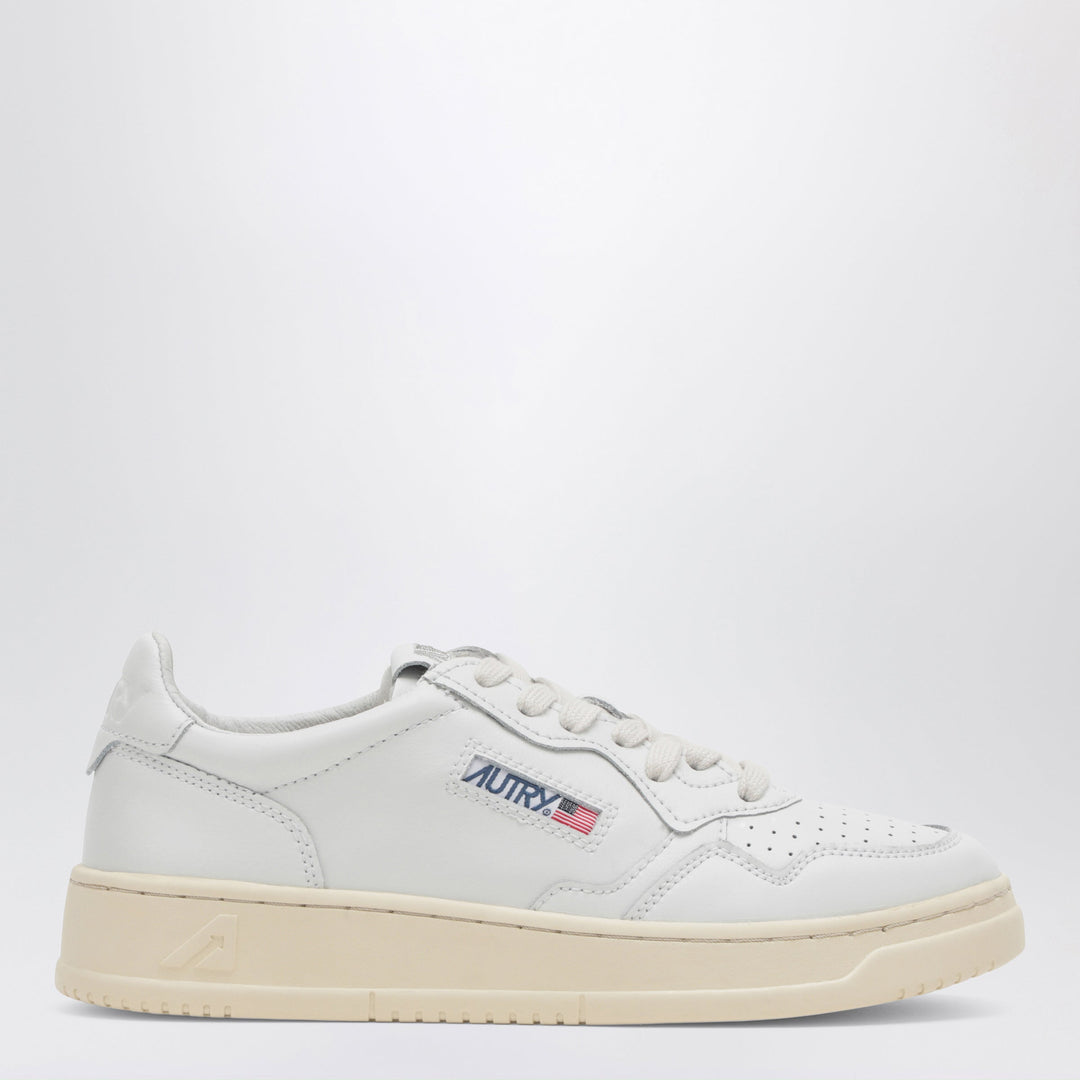 Autry Shoes - White | 55689807a9388298484975ab5b89e25eb5e72944