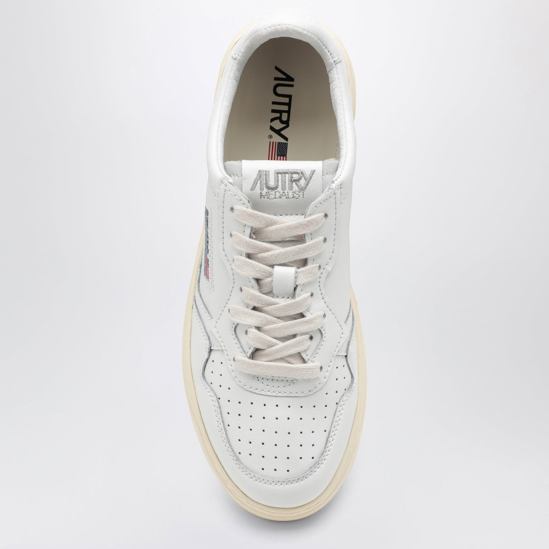 Autry Shoes - White | 5007c80753adce8209f19954d3b51a1f474d0b17