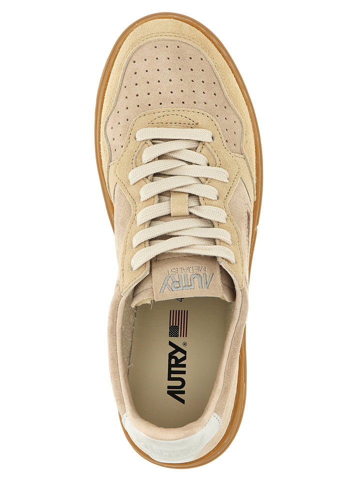 Medalist Low Sneakers Beige