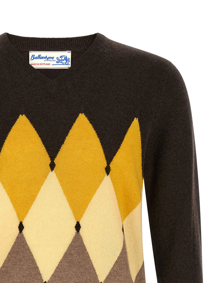 Ballantyne Classic Diamond Sweaters and Cardigans - Brown | 08d2daef69acd62272c02f61ac535010dada8c70