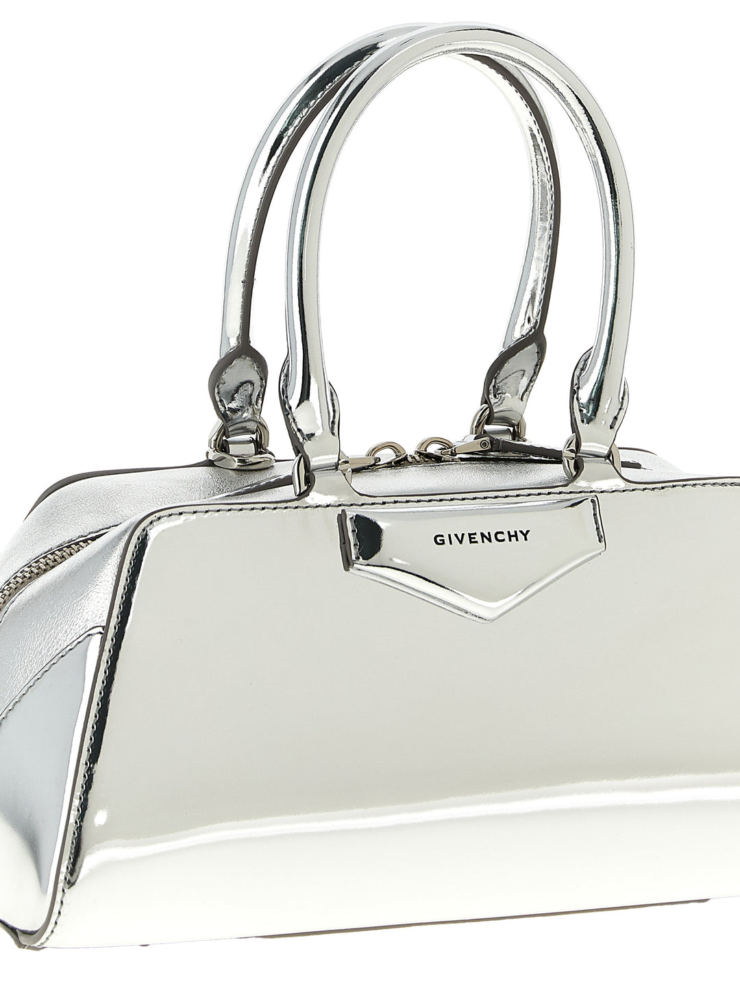 Givenchy Antigona East-West Hand Bags - Silver | 97eadccf176eefc261317a0fbb712e1798b9a460