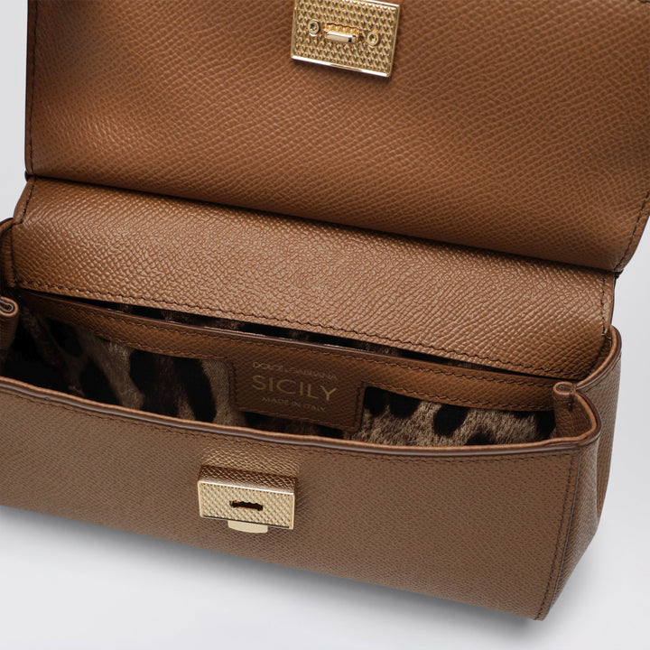 Dolce&Gabbana Apparel & Accessories - Brown | 0c86c4bdc0aa21966205be3a465c85f3dce5d2e5