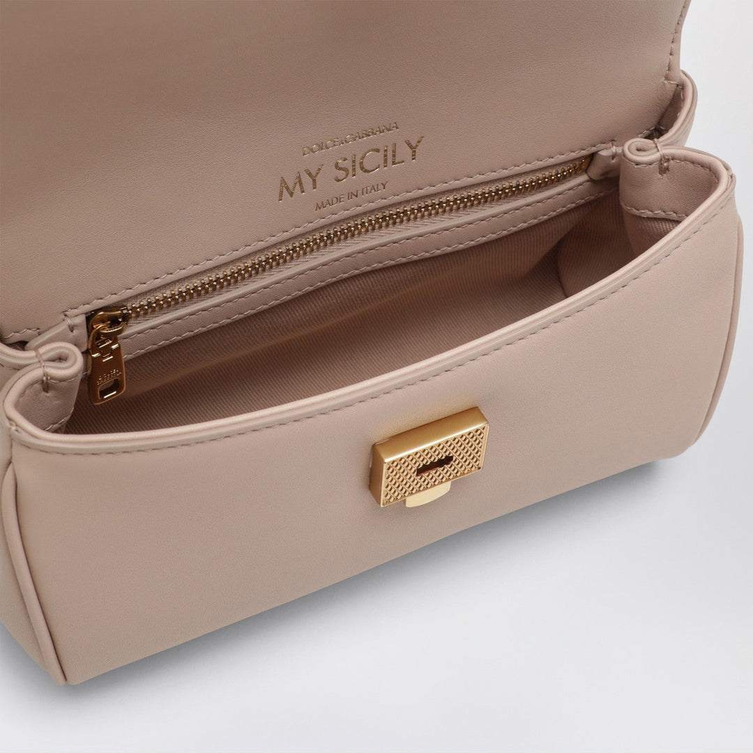 Dolce&Gabbana Apparel & Accessories - Beige | 355e7e5b71d9cacd1acc00e38907ed5e5981d6bc