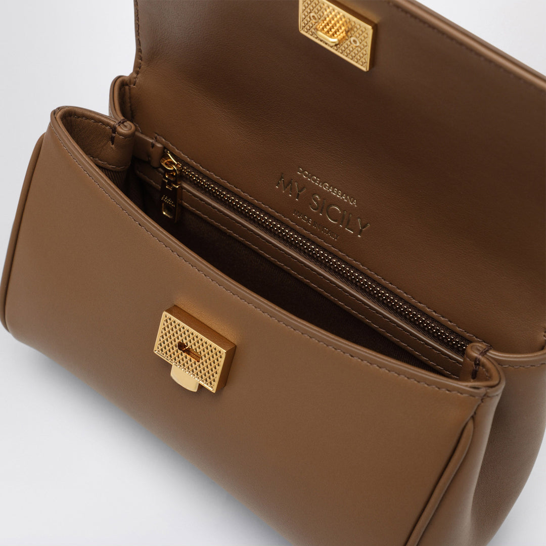 Dolce&Gabbana Apparel & Accessories - Brown | 288d893792016c85a51cbbbb11e160292793bf81