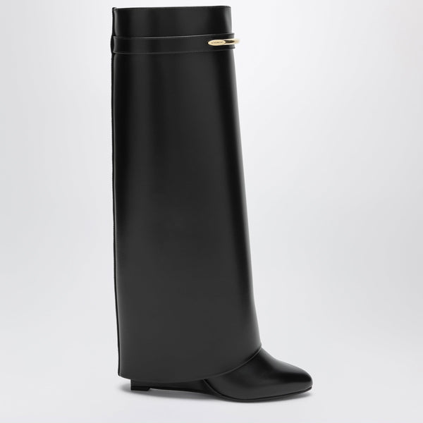 Black Shark Pinch Boots In Leather