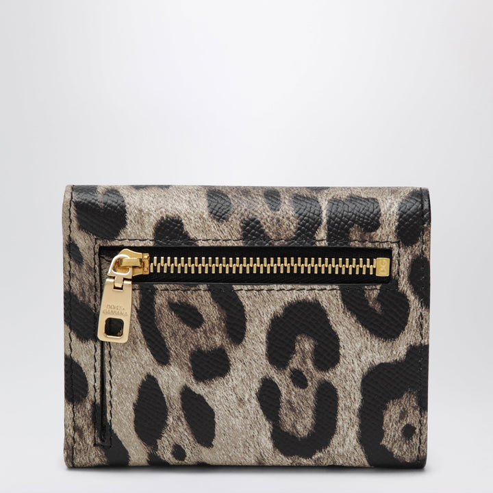 Dolce&Gabbana Apparel & Accessories - Brown | 51daf0f03c9069f30b6b081db2a433649a672005