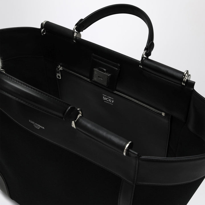 Dolce&Gabbana Apparel & Accessories - Black | 486e916716761a6ff161f9cb745afa32e9b7107b