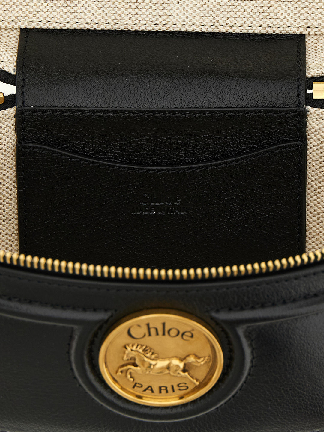 Chloé Horse Medal Crossbody Bags - Black | 350fc2bfae9868ff863124ef4c78a0ea9556ea46