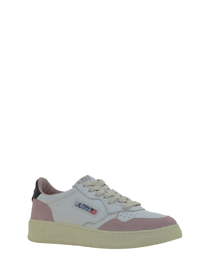 MEDALIST LOW SNEAKERS