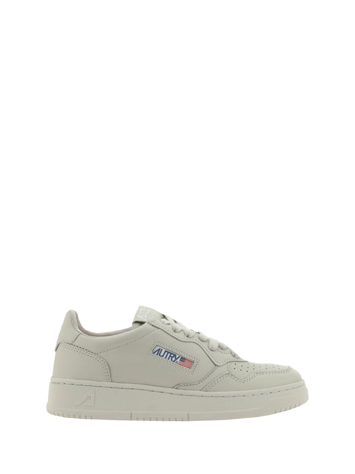 MEDALIST LOW SNEAKERS