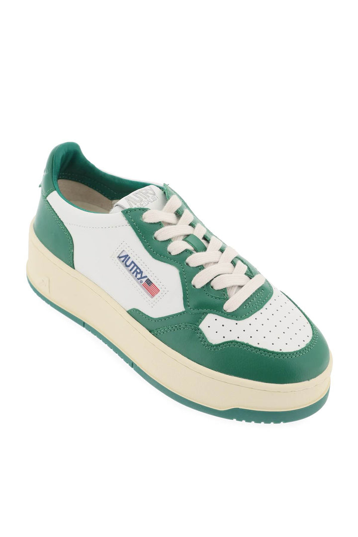 Medalist Low Sneakers