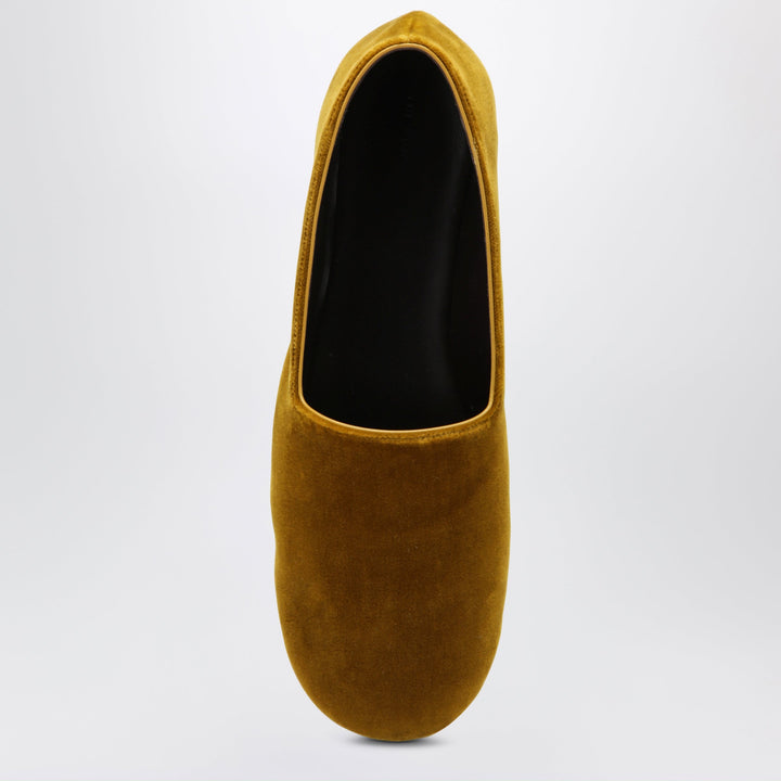 The Row Shoes - Beige | a83f195630af43b99abf70f42e5ba94b87d4b546