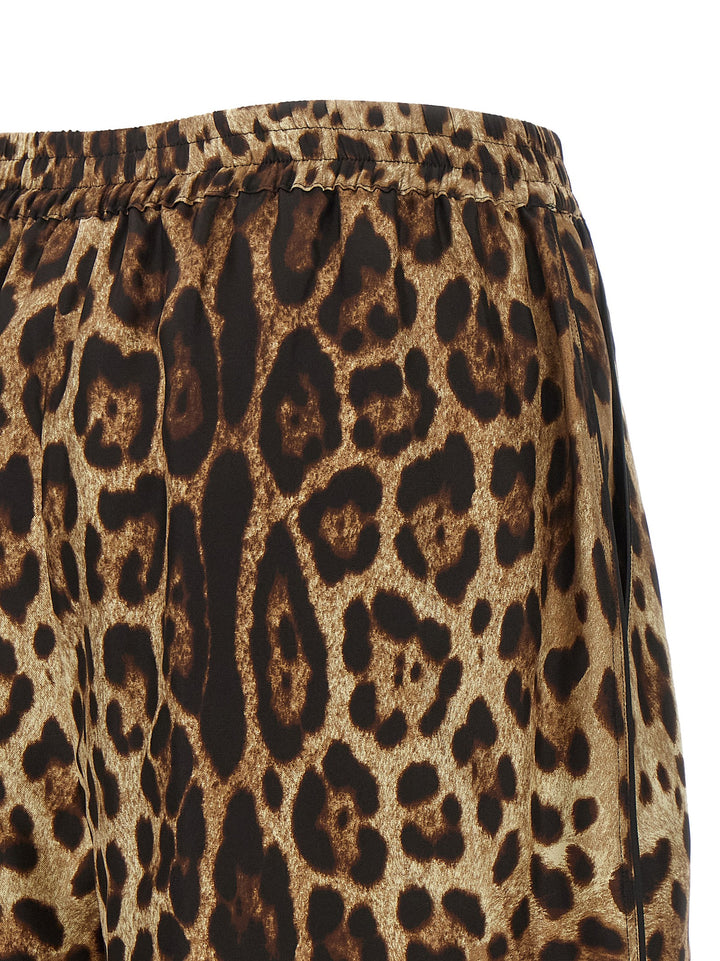Dolce & Gabbana Dolce Bermuda and Short - Brown | 7ec22ea09a964ba776d868c193512fa65c15700b