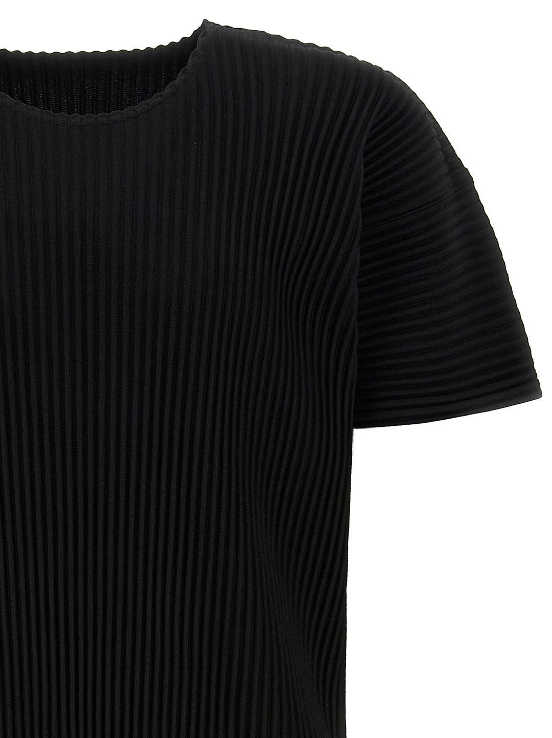 Homme Plisse' Issey Miyake Pleated T-shirt - Black | fe12d7085ba1eb5a2741d37f713ab5d35852b986