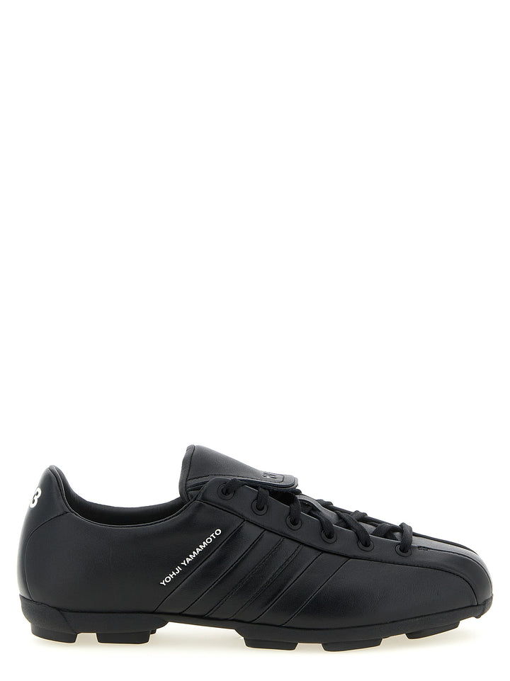 Y-3 Y-3 Field Sneakers - Black | 868992a79d08aa7a38f3e996253880bf6c74fb6c