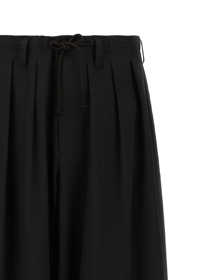 Yohji Yamamoto Standaed Ballon Pants - Black | 07f3edc3709e2f066373cb3020e897b69149c11d