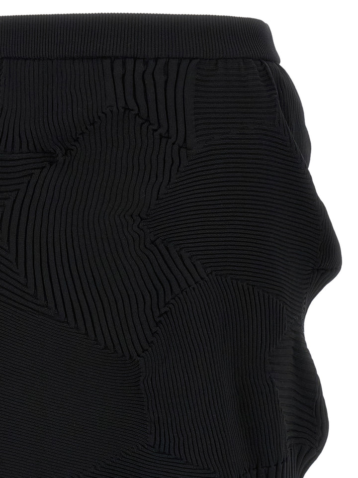 Issey Miyake Kone Kone Skirts - Black | 7f3cbb1604cd85348908939fff4b1b2859a39906
