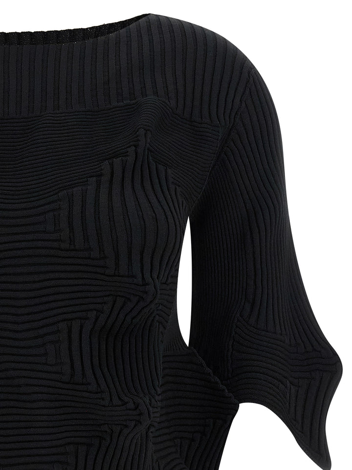 Issey Miyake Linkage Tops - Black | 2104f46a3ce724bea52ee34465afa9f72adefb55