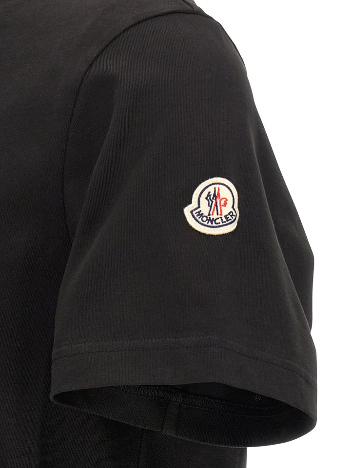 Moncler Flocked Logo T-shirt - Black | 08ae96d097728904a6ab74f931bccc8abcc21282
