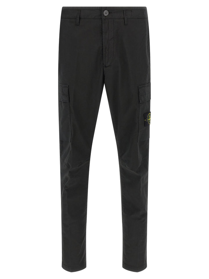 Stone Island Cargo  Logo Badge Pants - Black | 72539172f512f39ef47cd9ee7887fe203a223965