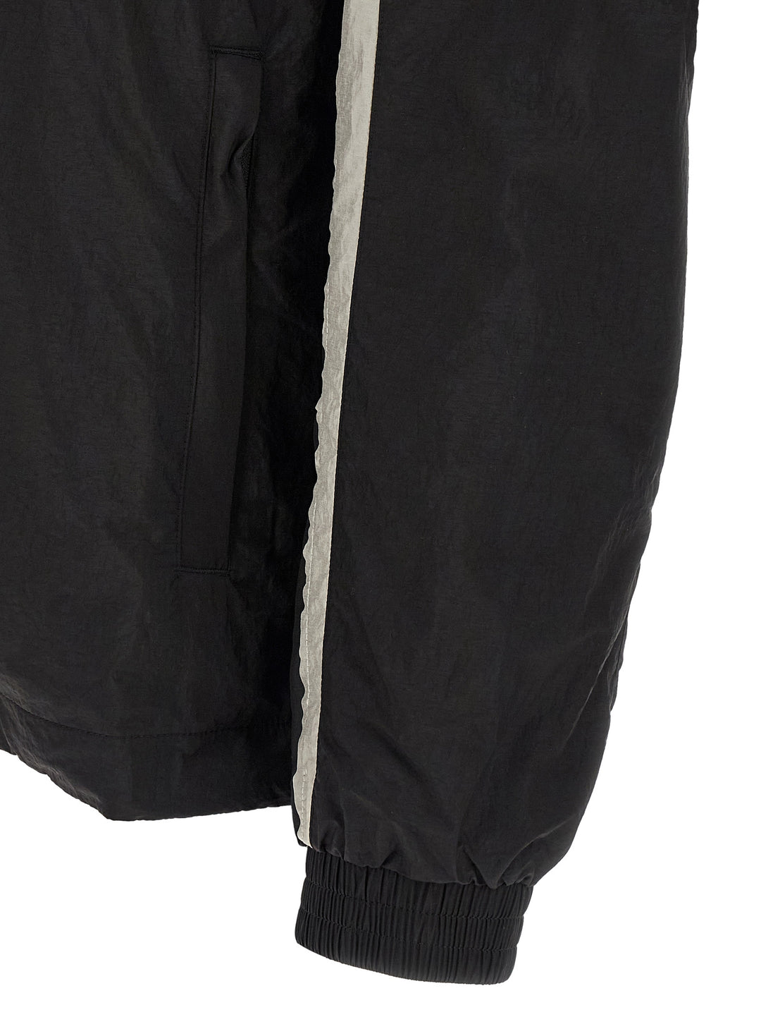 Y-3 Shell Puffer Jackets - Black | 4400fbac002c2ebfbc2f1a35e58aafc08fc36567