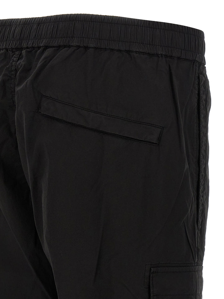 Stone Island 3100031 Pants - Black | 0488ceb74fc6fdde753d63266daf7f80b4676929