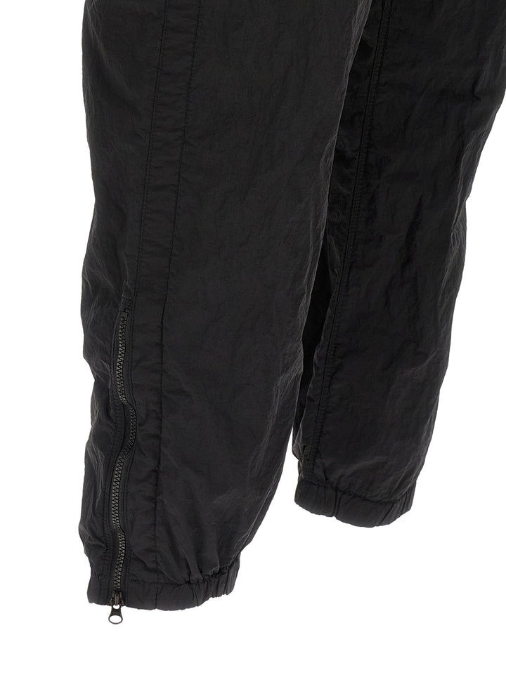 Stone Island 3100035 Pants - Black | d2a930842ed32f0f382f1bff49ff2a7fc72caf59