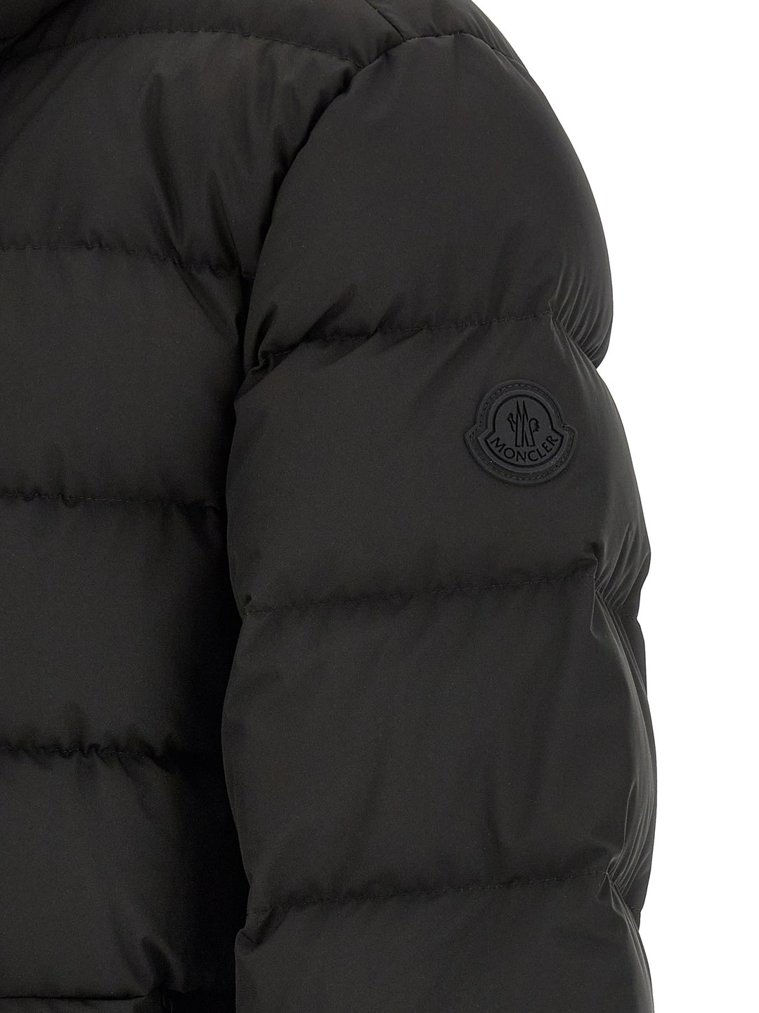 Moncler Arajoki Puffer Jackets - Black | 562123b8e1d16a4f93b958d66e1aeec7ce67ee8c