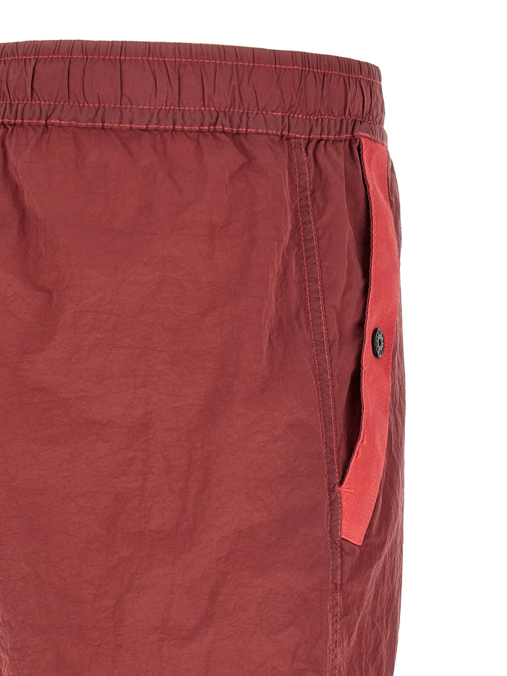 Stone Island 3100011 Pants - Red | 2619e045b50e5d69104f2584c8811fe70c03a0bb