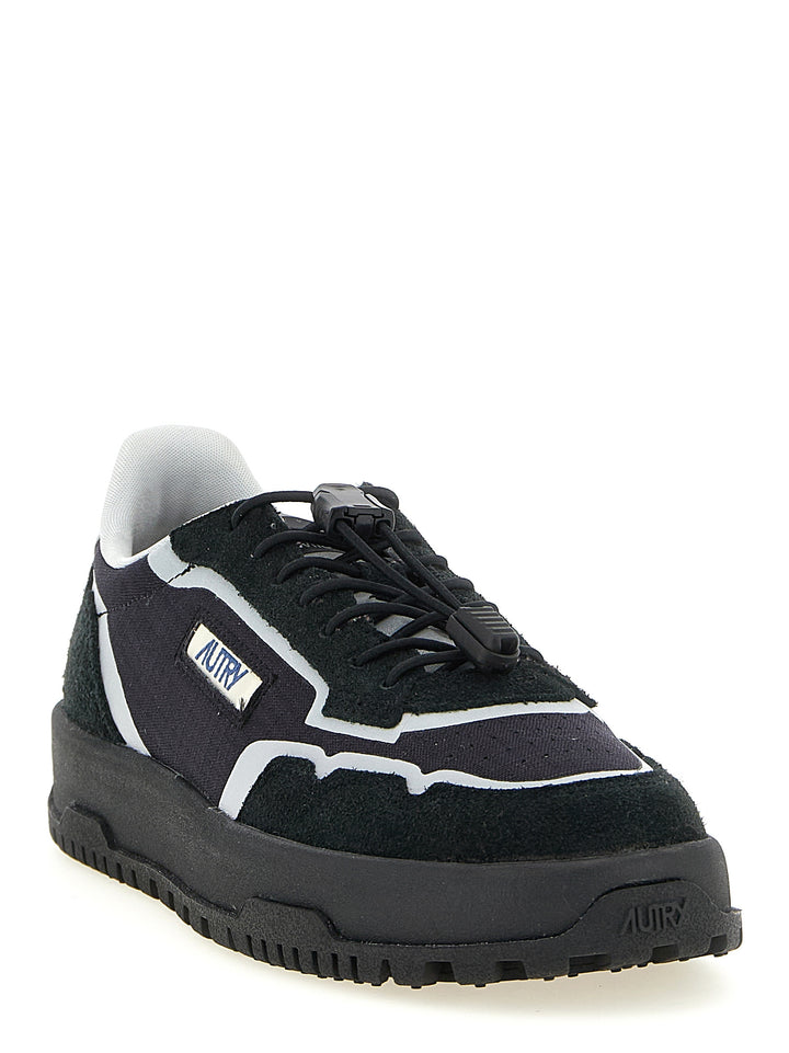 Autry Wildpace Low Sneakers - Black | fbb889249826613d49b1e45727529987d9ca3817