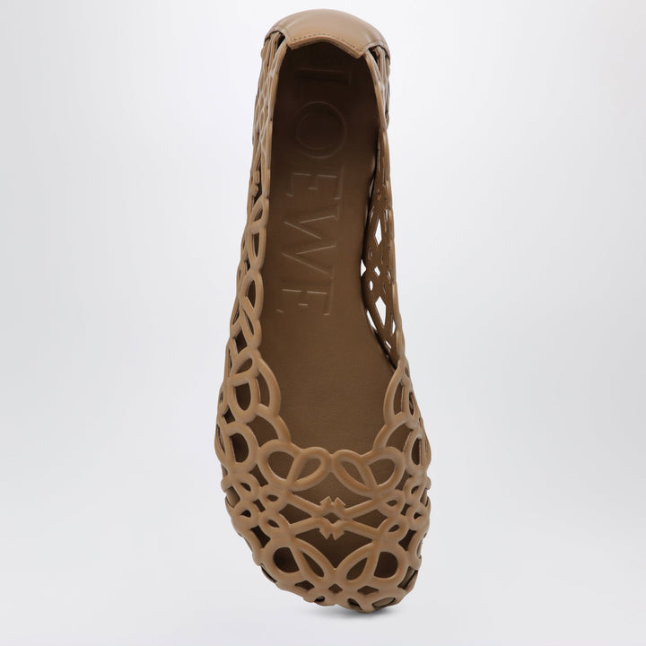 Loewe Apparel & Accessories - Brown | 3806683afd5d6e6590badc2ad1e022ddd099fad9