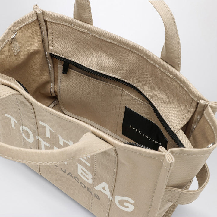 Marc Jacobs Apparel & Accessories - Beige | d2865e21342d0454ec8c6688ec8ef9aefe852a6b