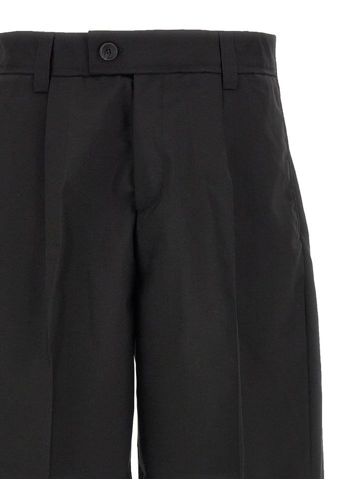 Mfpen Classic Bermuda and Short - Black | 8e4915e327fc53e09f6bed6eba0bbaac81f68a01